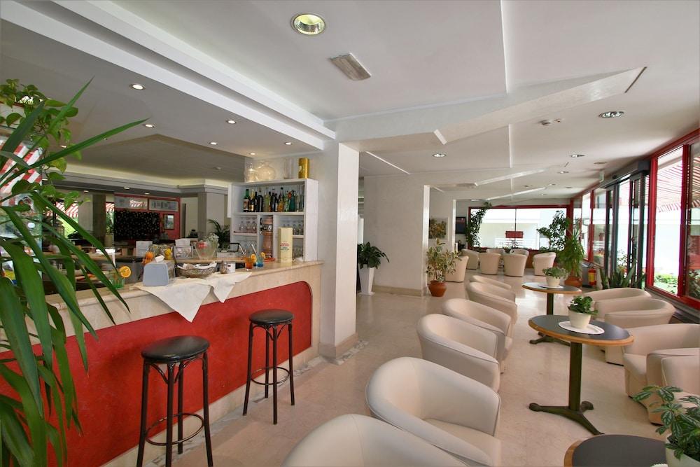 Hotel De Amicis Riccione Exterior photo
